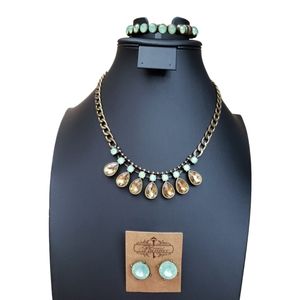 3 piece set Beautiful Plunder Cottonwood Set.